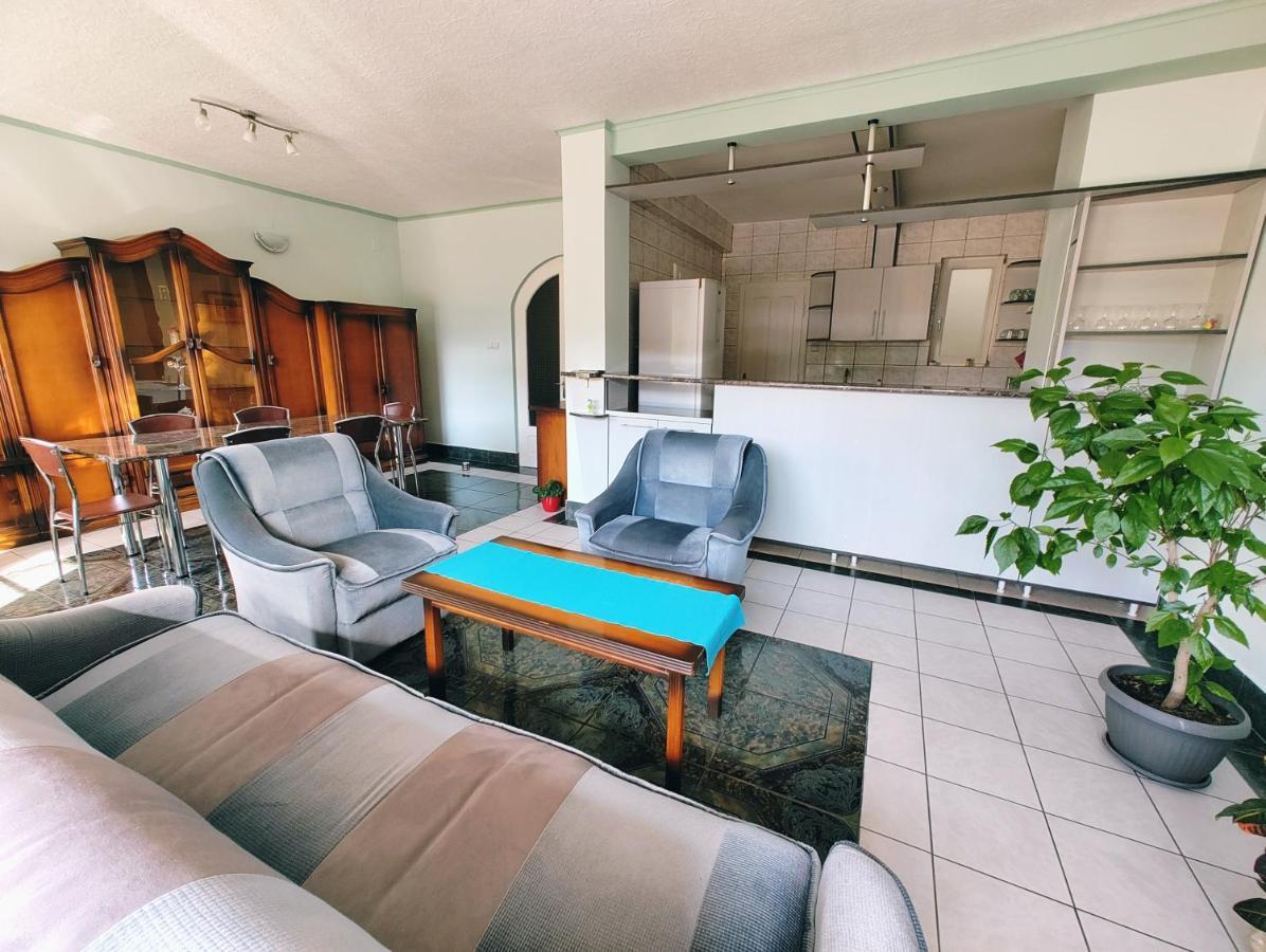 Ten'S Apartment - Spatios Si Linistit Kluž Exteriér fotografie